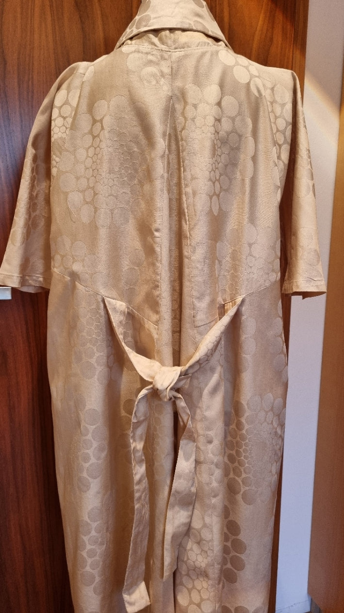 Kleid weit