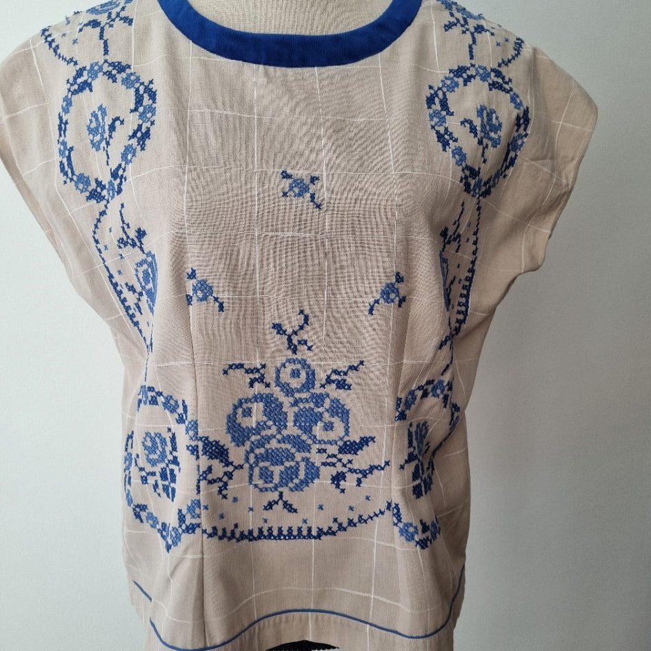 besticktes Top